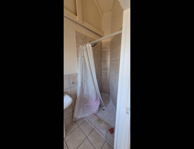 1 BEDROOM APARTMENT TO LET IN PELHAM